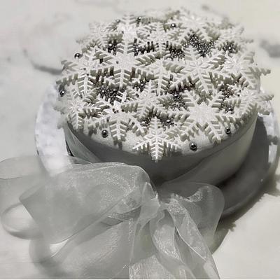 Snow Flurry Christmas Cake - Cake by Sugar by Rachel
