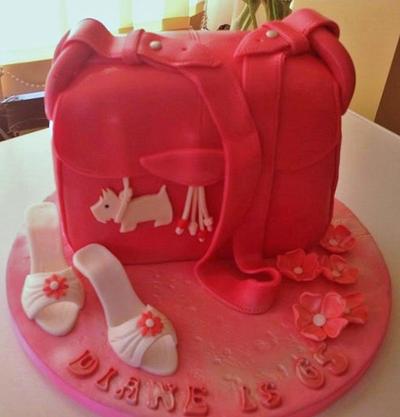 handbag cake - Cake by Nanna Lyn Cakes