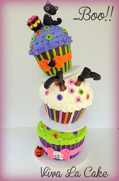 Boo!!! not so scary Halloween  - Cake by Joly Diaz 