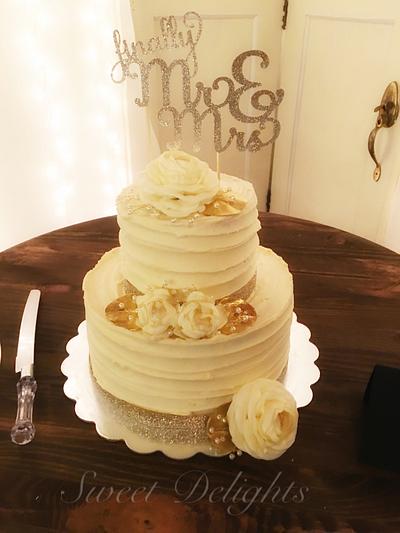 Wedding Cake  - Cake by Sweet Delights By Krystal 