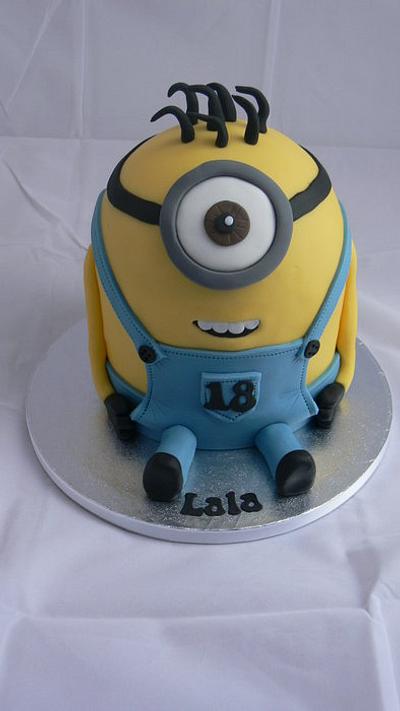 Minion cake - Cake by For the love of cake (Laylah Moore)