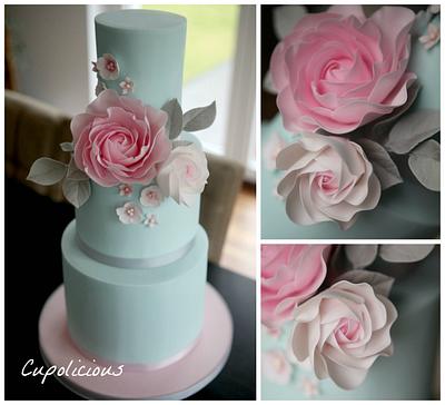 Wedding cake  - Cake by Kriti Walia
