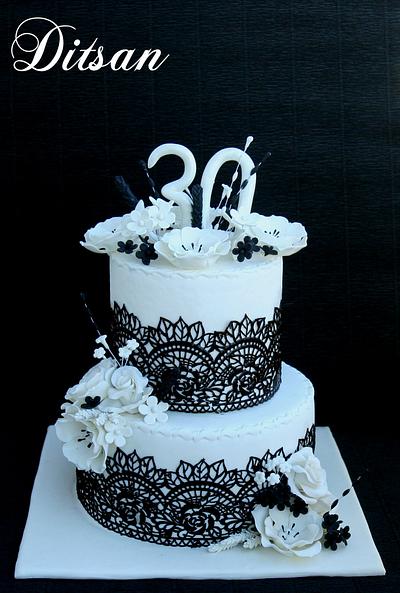Black and white - Cake by Ditsan