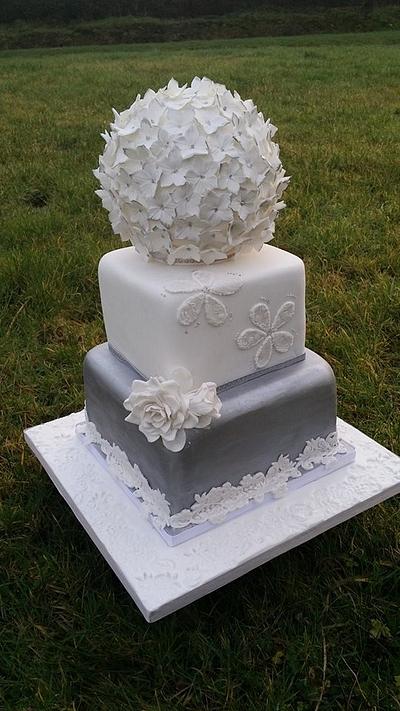 Silver Flower Ball - Cherub Couture Cakes - Cake by Cherub Couture Cakes