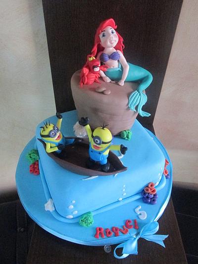 Little mermaid and the minions - Cake by Lara Correia