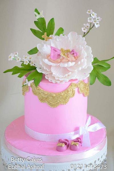 Baby Girl in Bloom Cake - Cake by BettyCakesEbthal 