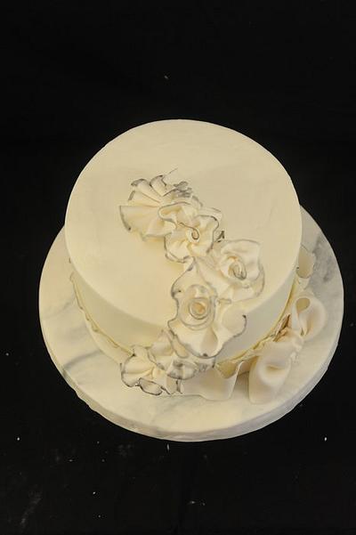 Ruffle Flowers - Cake by Sugarpixy