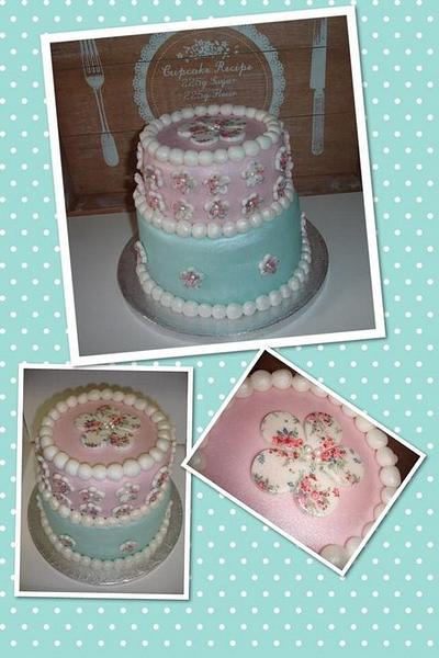 Vintage themed two tier cake - Cake by Hayley