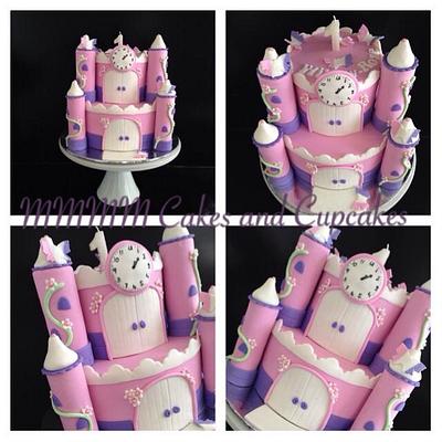2 tier castle cake - Cake by Mmmm cakes and cupcakes