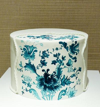 Hand painted cake - Cake by Margarida Abecassis
