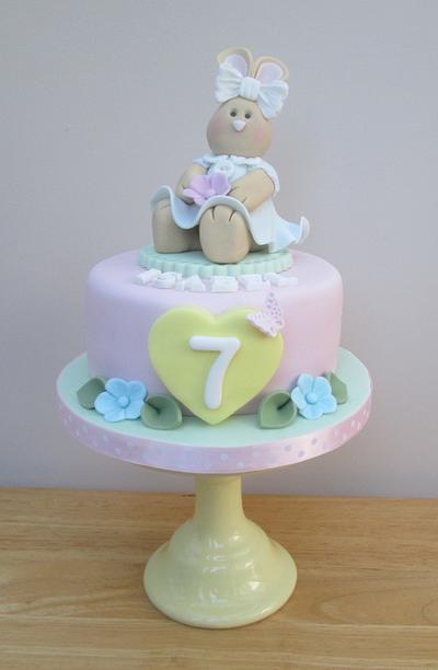 Raggedy Bunny - Cake by The Buttercream Pantry