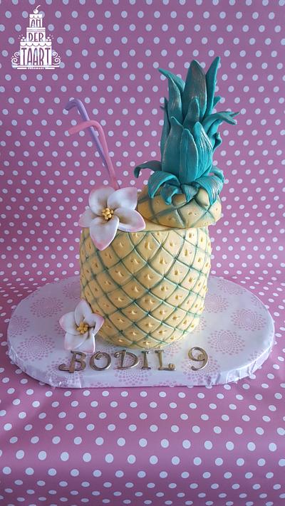 ananas cake - Cake by Anneke van Dam