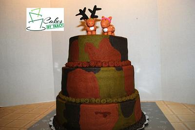 Camouflage Wedding Cake and Brides cake - Cake by Tracy