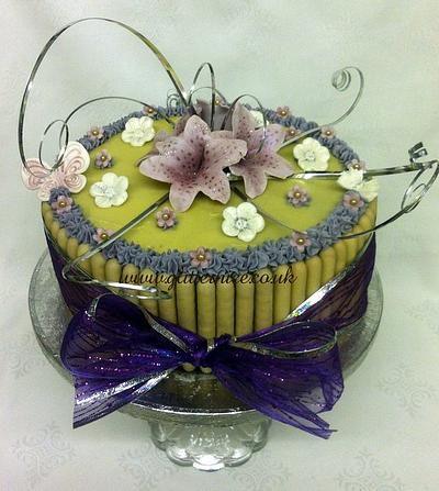 Lilac Lilies - Cake by Alli Dockree