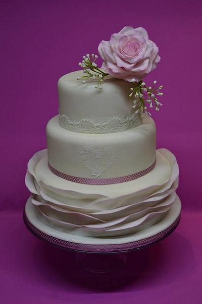 Wedding Cake with Rose - Cake by JarkaSipkova