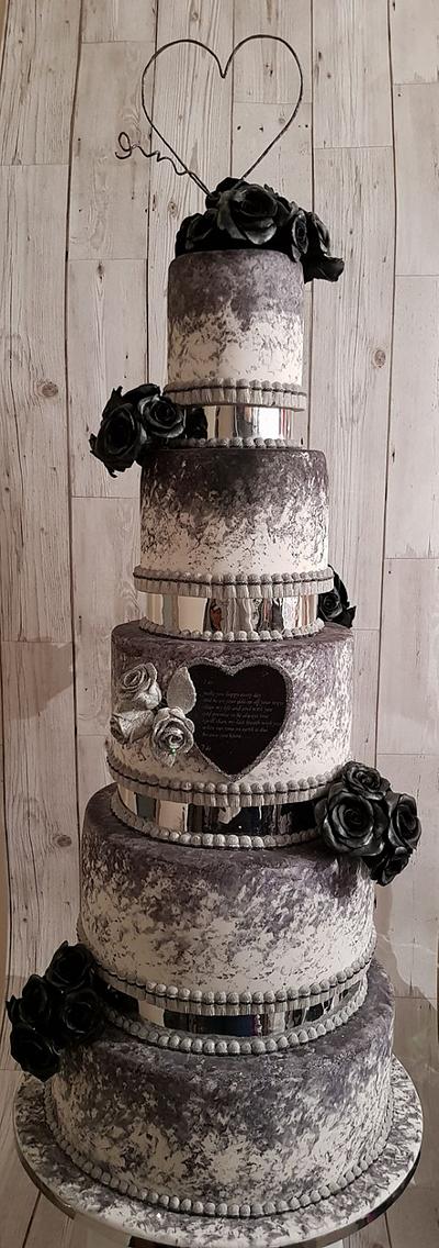 Wedding Cake - Cake by SwissMiss Cakes & Bakes