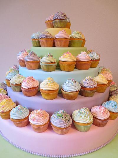 Cupcakes cake - Cake by SweetMamaMilano