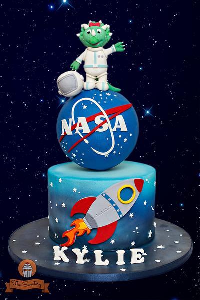 Astronaut-Triceratops Cake - Cake by The Sweetery - by Diana