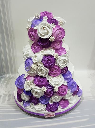 Lavender Mist  - Cake by Michelle's Sweet Temptation