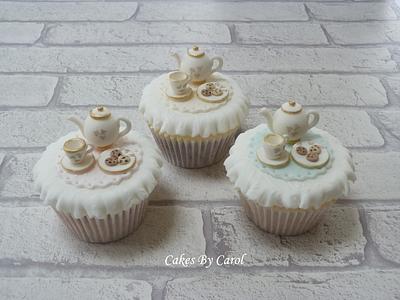 Tea set cupcakes - Cake by Carol