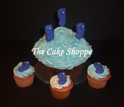 seahorse themed cupcakes - Cake by THE CAKE SHOPPE