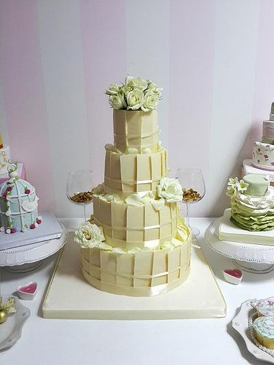 White chocolate wedding cake - Cake by Sweetcakes