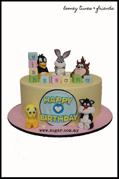 Looney Tunes & Friends - Cake by weennee