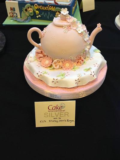 Teapot - Cake by Shelby