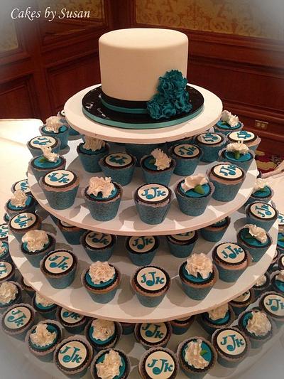 Carnation and monogram  wedding cupcakes - Cake by Skmaestas