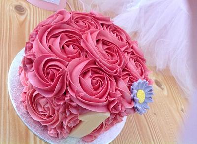 Smash Cake - Cake by Lesley Southam