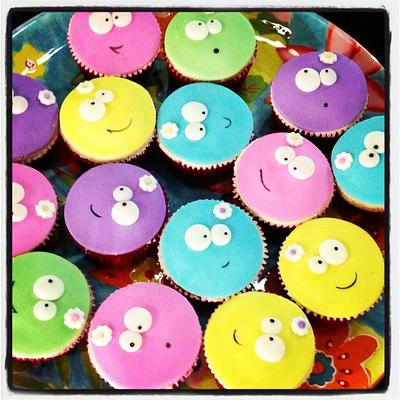 Friendly cupcakes - Cake by TheCake by Mildred
