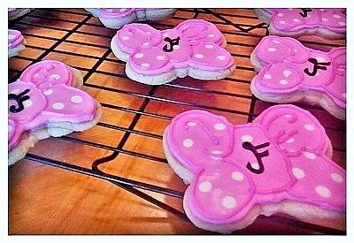 Pink mini mouse bow cookies! - Cake by  Pink Ann's Cakes