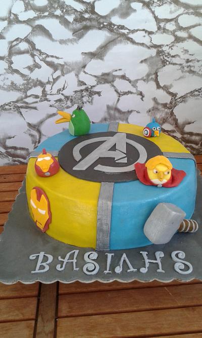 Angry birds Avengers  - Cake by Maria Tsilinikou