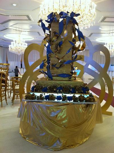 wedding cake By Opera Paris Kuwait  - Cake by OperaKuwait