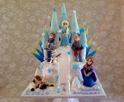 Frozen - Cake by Chantelle's Cake Creations