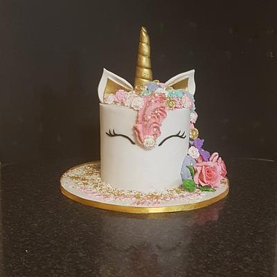 Unicorn  cake - Cake by The Custom Piece of Cake