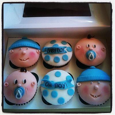 Oh Boy Cupcakes! - Cake by Mandy