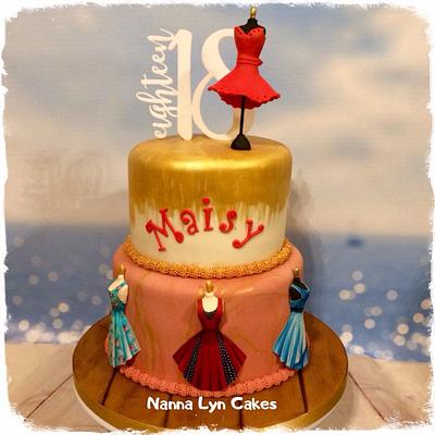 Mannequin  - Cake by Nanna Lyn Cakes