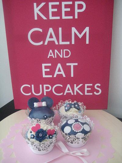 Minnie mouse cupcakes - Cake by Dottie