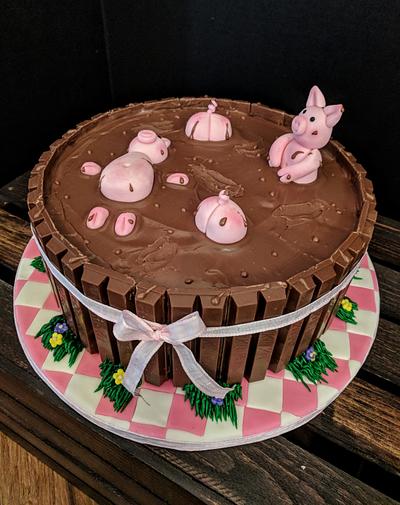 Pigs in mud!! - Cake by Della Kelley