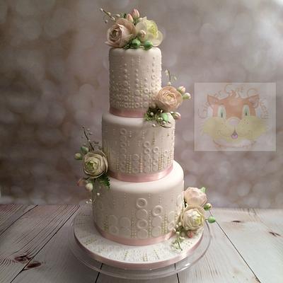 First wedding cake - Cake by Elaine - Ginger Cat Cakery 