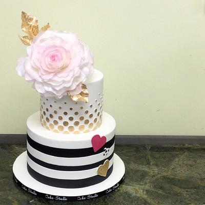 Pretty in Stripes and Gold - Cake by Nina Notaro (Cake Studio)