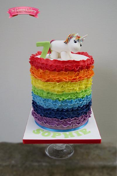 Rainbow Ruffles - Cake by The Custom Cakery