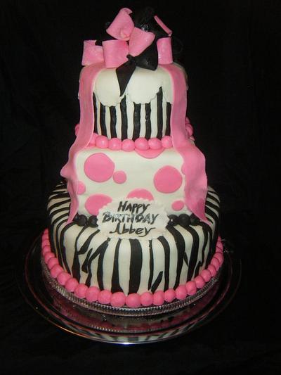 Abby's Cake - Cake by SweetPsCafe