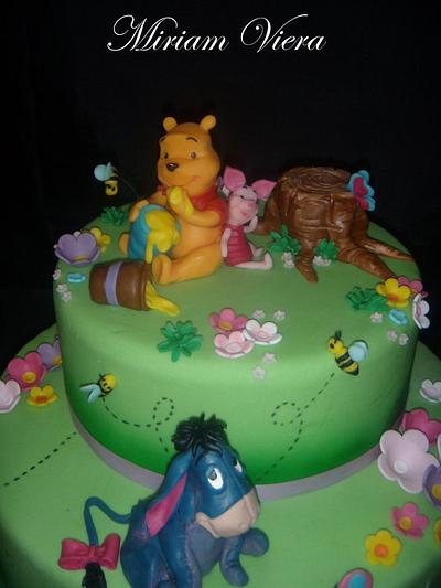 winnie the pooh - Cake by Miriam Viera