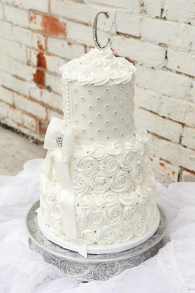 White Wedding Glam - Cake by Christeena Dinehart