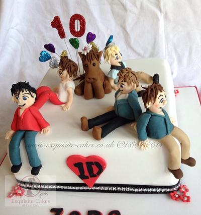 1direction and horse themed cake. - Cake by Natalie Wells