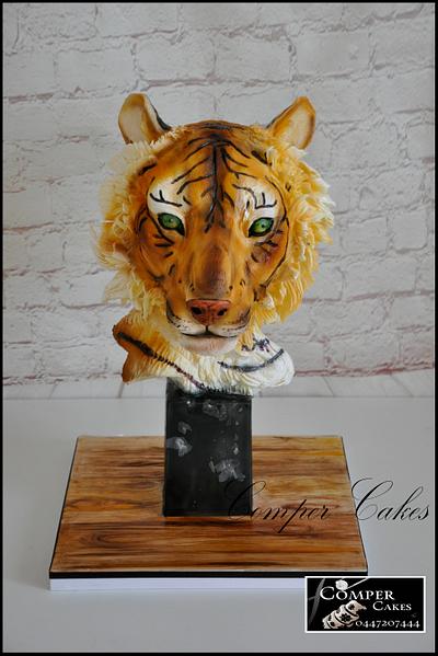 Tiger Cake - Cake by Comper Cakes