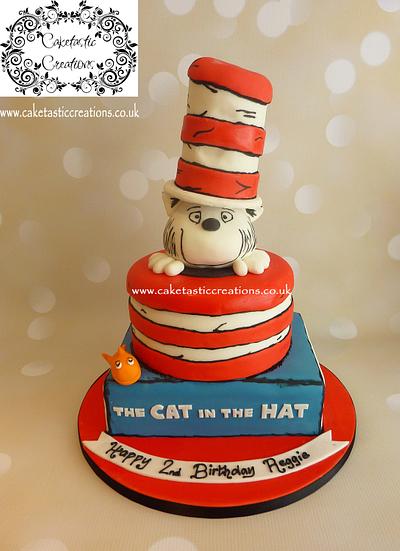 Cat in the Hat - Cake by Caketastic Creations