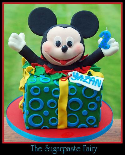 Mickey Mouse Surprise! - Cake by The Sugarpaste Fairy